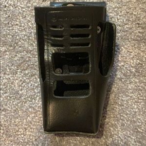 COPY - Motorola Leather radio pouch with belt clip